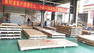 點(diǎn)贊裝飾生產(chǎn)實(shí)力深厚，滿足您的定制需求